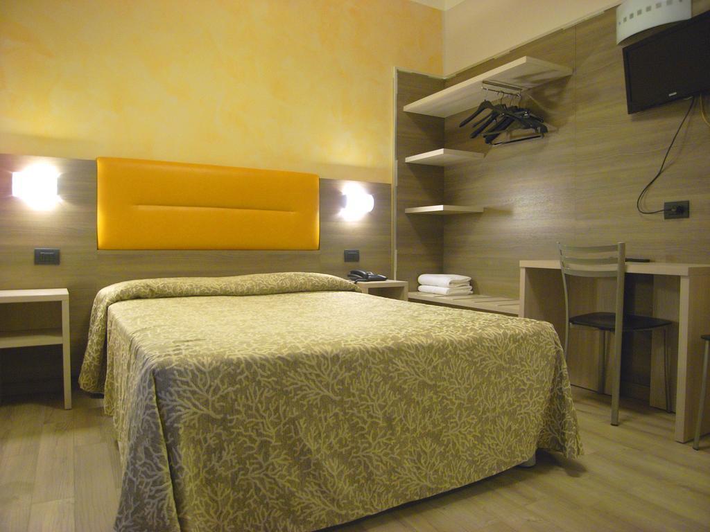Hotel Siena Milánó Kültér fotó