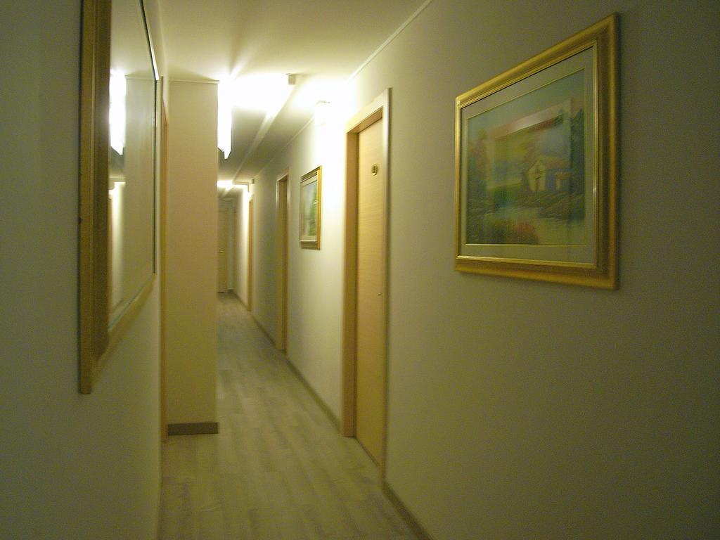 Hotel Siena Milánó Kültér fotó