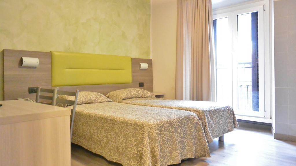Hotel Siena Milánó Kültér fotó