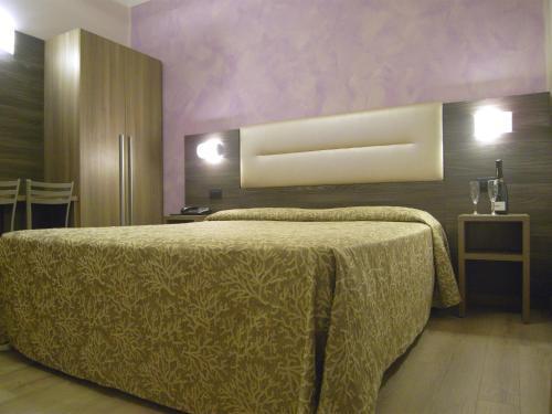 Hotel Siena Milánó Kültér fotó